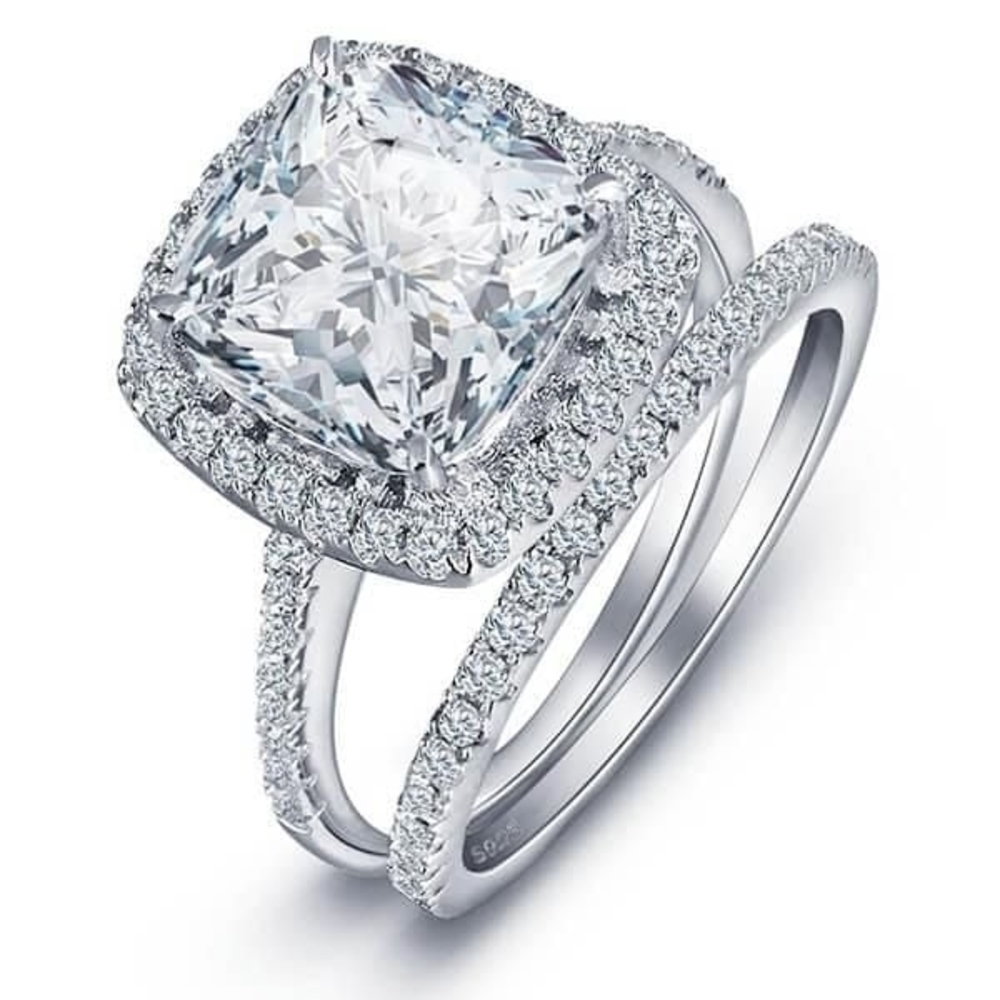 Elegant Silver Women's Ring Set
